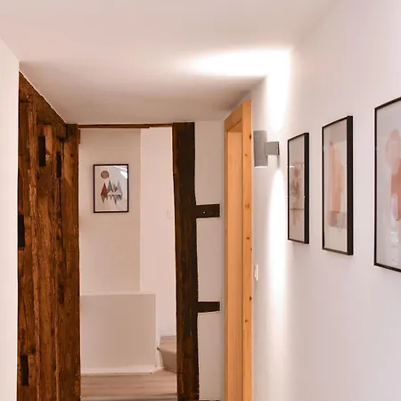 Grand Dans Maison Alsacienne Historique *